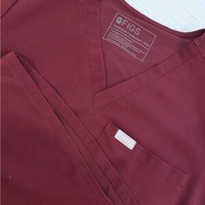 Figs marroon catrina Scrub Top